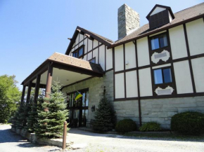 Гостиница 4 Seasons at Beech Mountain  Бич Маунтин
